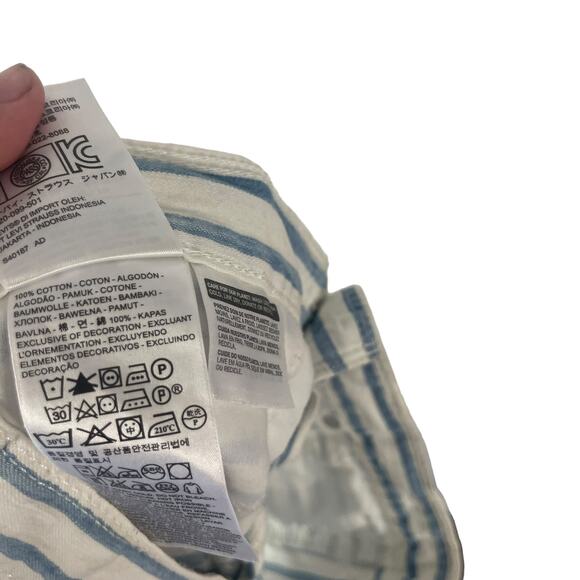 Levi's Juniors Size 5 Blue White Striped Cut Off Cotton Shorts‎ - Picture 6 of 9